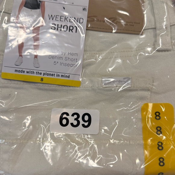 Seven7 Weekend Denim Shorts Bone Color Women’s Size 8 - Picture 10 of 10